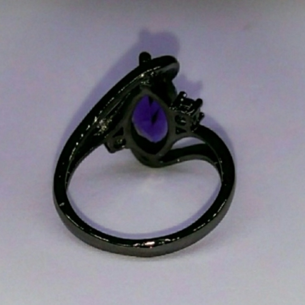 🎀18k Black Gold Amethyst Ring - Picture 7 of 12